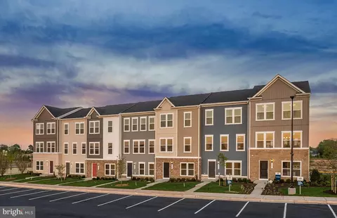 15019 Jaxton Square Ln, Haymarket, VA 20169