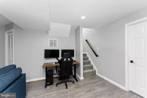 7018 Rogue Forest Ln, Gainesville, VA 20155 photo 21