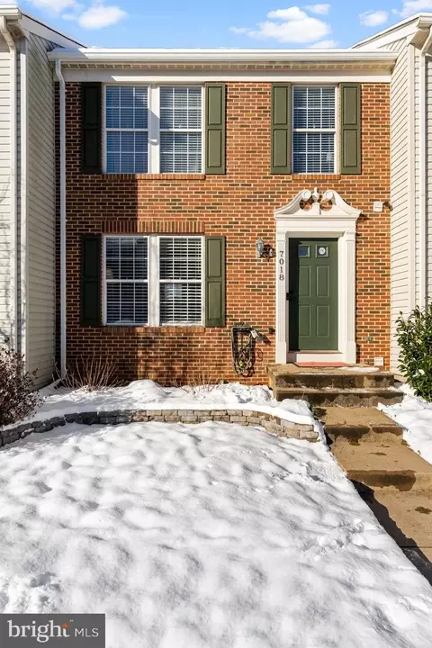 7018 Rogue Forest Ln, Gainesville, VA 20155 photo 32