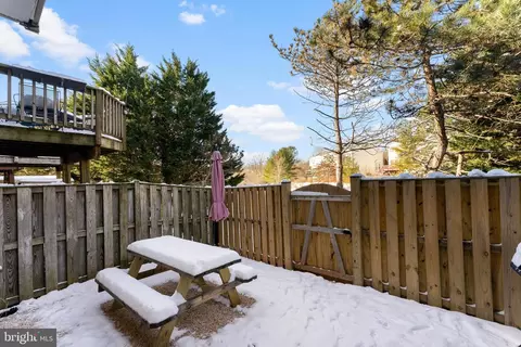 7018 Rogue Forest Ln, Gainesville, VA 20155 photo 28