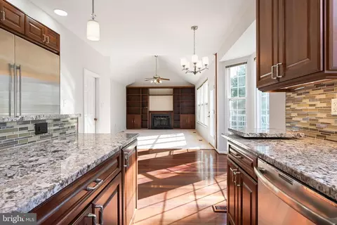 3691 Thomasson Crossing Dr, Triangle, VA 22172 photo 28