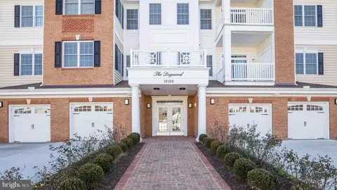 15100 Heather Mill Ln #201, Haymarket, VA 20169