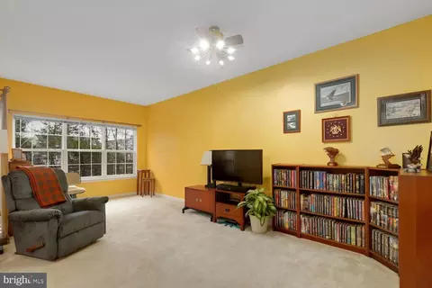 6907 Traditions Trl, Gainesville, VA 20155 photo 9