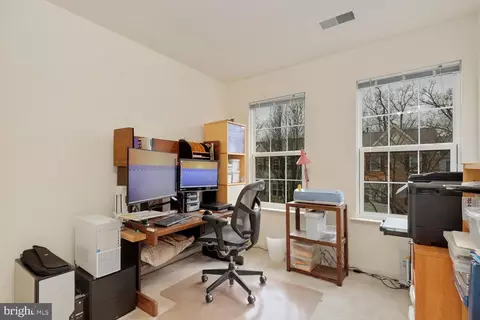 6907 Traditions Trl, Gainesville, VA 20155 photo 21