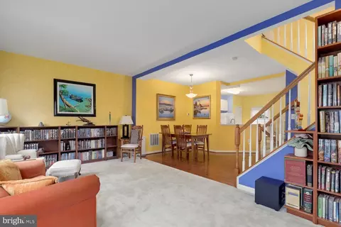 6907 Traditions Trl, Gainesville, VA 20155 photo 4