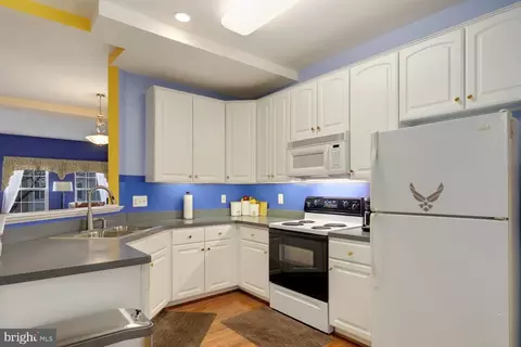 6907 Traditions Trl, Gainesville, VA 20155 photo 5