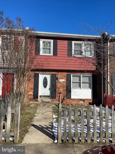 3043 Sigel Ct, Dumfries, VA 22026
