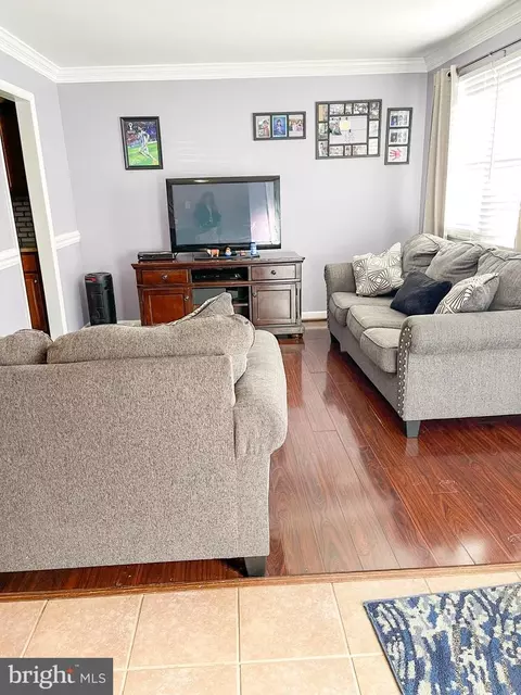 3043 Sigel Ct, Dumfries, VA 22026 photo 2
