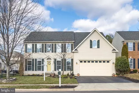 6805 Mandalay Ct, Gainesville, VA 20155