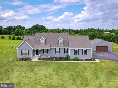 12950 Lemaster Dr, Nokesville, VA 20181