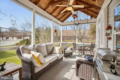 Exterior - 13215 Ormond Dr, Bristow, VA 20136 photo 3 of 7
