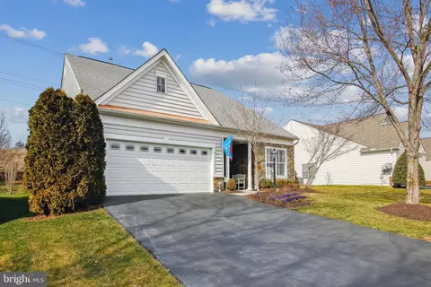 Exterior - 13215 Ormond Dr, Bristow, VA 20136 photo 2 of 7