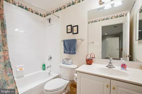 Bath - 13215 Ormond Dr, Bristow, VA 20136 photo 3 of 3