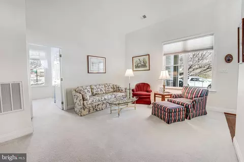 Living - 6848 Derby Run Way, Gainesville, VA 20155 photo 2 of 4