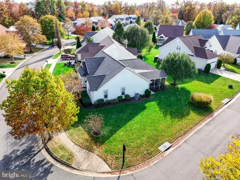 Exterior - 6848 Derby Run Way, Gainesville, VA 20155 photo 3 of 9