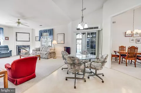 Dining - 6848 Derby Run Way, Gainesville, VA 20155 photo 4 of 4