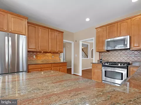 13045 Triple Crown Loop, Gainesville, VA 20155 photo 8