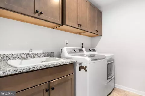 18238 Summit Pointe Dr, Triangle, VA 22172 photo 18