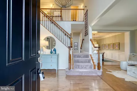 Entry Way - 18452 Kerill Rd, Triangle, VA 22172 photo 1 of 2