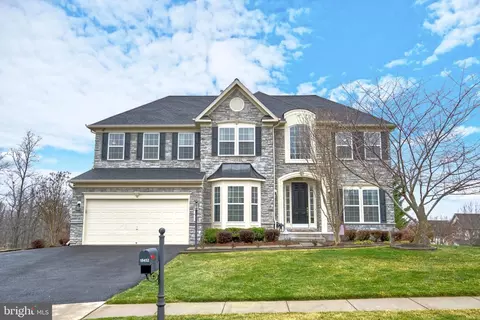 Exterior - 18452 Kerill Rd, Triangle, VA 22172 photo 17 of 26