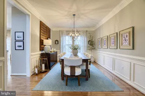 Dining - 18452 Kerill Rd, Triangle, VA 22172 photo 1 of 5