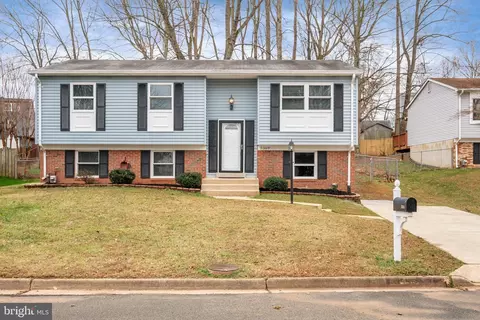 5369 Seneca Ct, Woodbridge, VA 22193