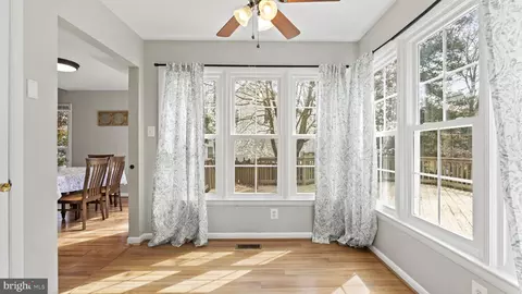 Entry Way - 15051 Holleyside Dr, Dumfries, VA 22025 photo 2 of 7