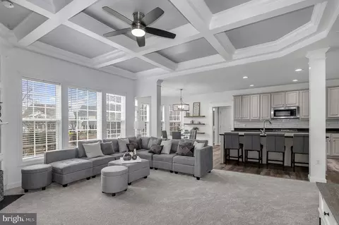 Living - 8788 Dancer Ct, Gainesville, VA 20155 photo 3 of 5