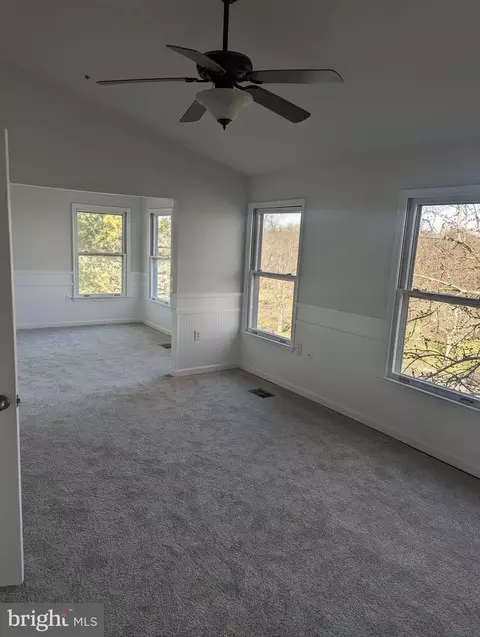 7895 Apache Ridge Ct, Manassas, VA 20109 photo 4