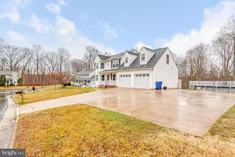 13931 Ruler Ct, Woodbridge, VA 22193
