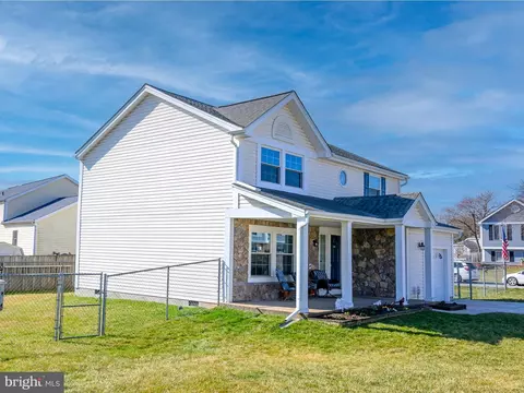 Exterior - 9824 Nimitz Ct, Manassas, VA 20109 photo 4 of 4