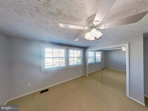 Bedroom - 9824 Nimitz Ct, Manassas, VA 20109 photo 5 of 7