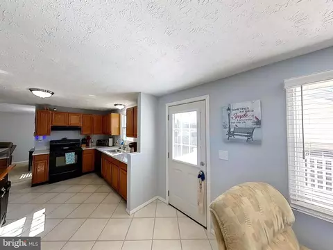 Kitchen - 9824 Nimitz Ct, Manassas, VA 20109 photo 2 of 2
