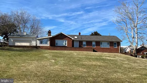 204 3rd Ave, Quantico, VA 22134