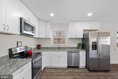 Kitchen - 8101 Spruce St, Manassas, VA 20111 photo 1 of 3