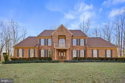 8879 French Ford Dr, Nokesville, VA 20181