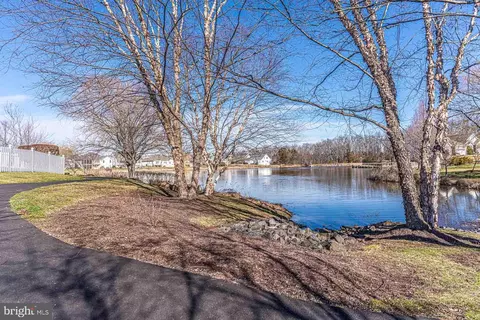 View/Area - 6526 Box Elder Loop, Gainesville, VA 20155 photo 1 of 11