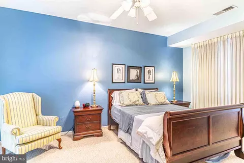 Bedroom - 6526 Box Elder Loop, Gainesville, VA 20155 photo 4 of 11