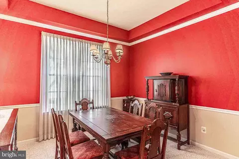 Dining - 6526 Box Elder Loop, Gainesville, VA 20155 photo 3 of 10