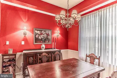 Dining - 6526 Box Elder Loop, Gainesville, VA 20155 photo 4 of 10