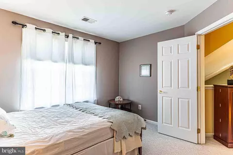Bedroom - 6526 Box Elder Loop, Gainesville, VA 20155 photo 10 of 11