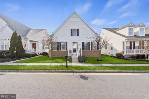 9658 Craighill Dr, Bristow, VA 20136