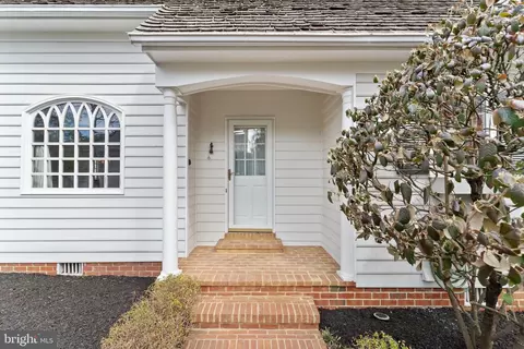 Exterior - 14947 Alpine Bay Loop, Gainesville, VA 20155 photo 13 of 31
