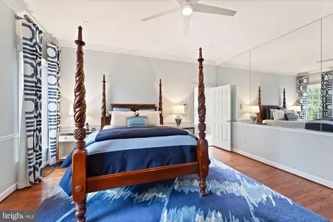 Bedroom - 14947 Alpine Bay Loop, Gainesville, VA 20155 photo 3 of 11