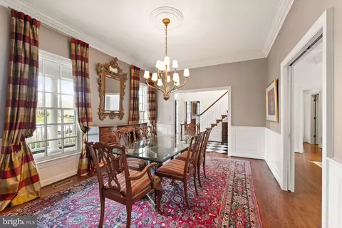 Dining - 14947 Alpine Bay Loop, Gainesville, VA 20155 photo 2 of 7