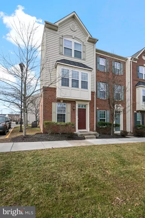 14030 Cannondale Way, Gainesville, VA 20155