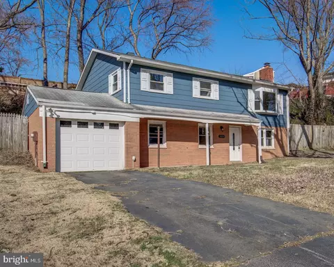 14816 Ashdale Ave, Woodbridge, VA 22193