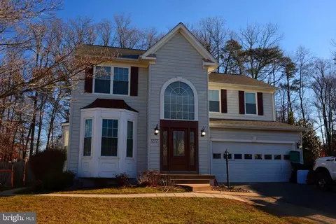 12971 Torchlight Dr, Woodbridge, VA 22193