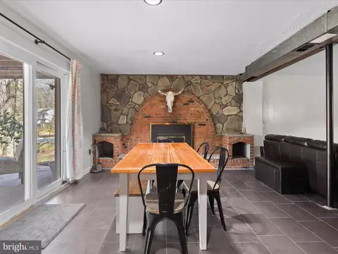 Dining - 4702 Duncan Pl, Dumfries, VA 22025 photo 5 of 7