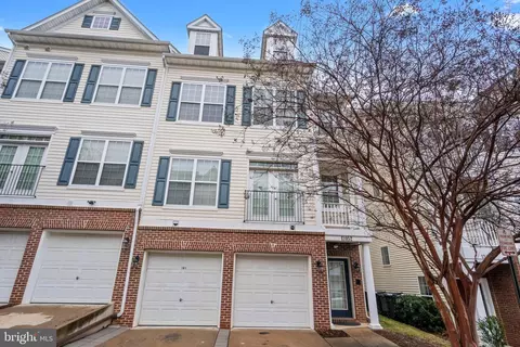 13952 Hollow Wind Way, Woodbridge, VA 22191
